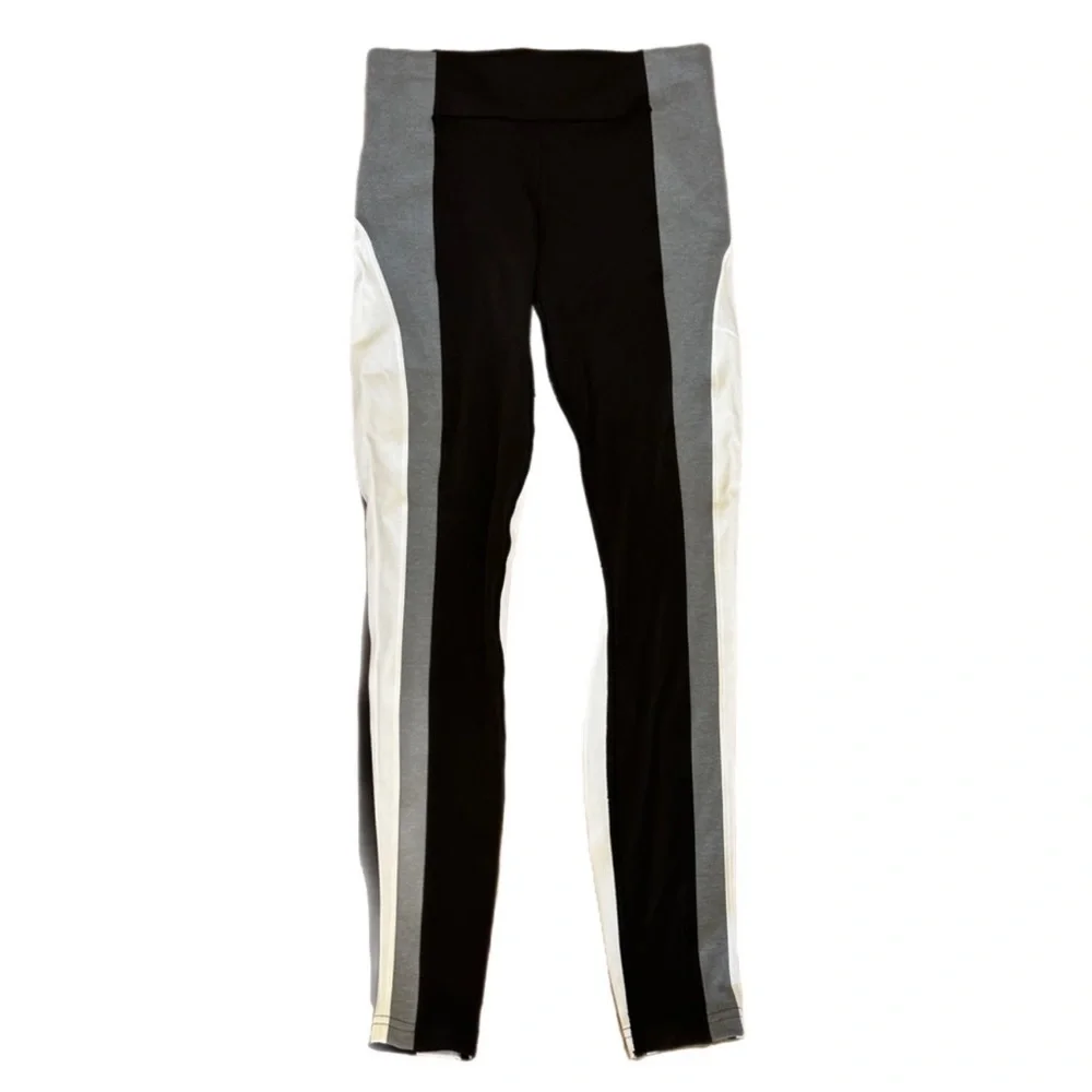 Athleta Crest Color Block Tight